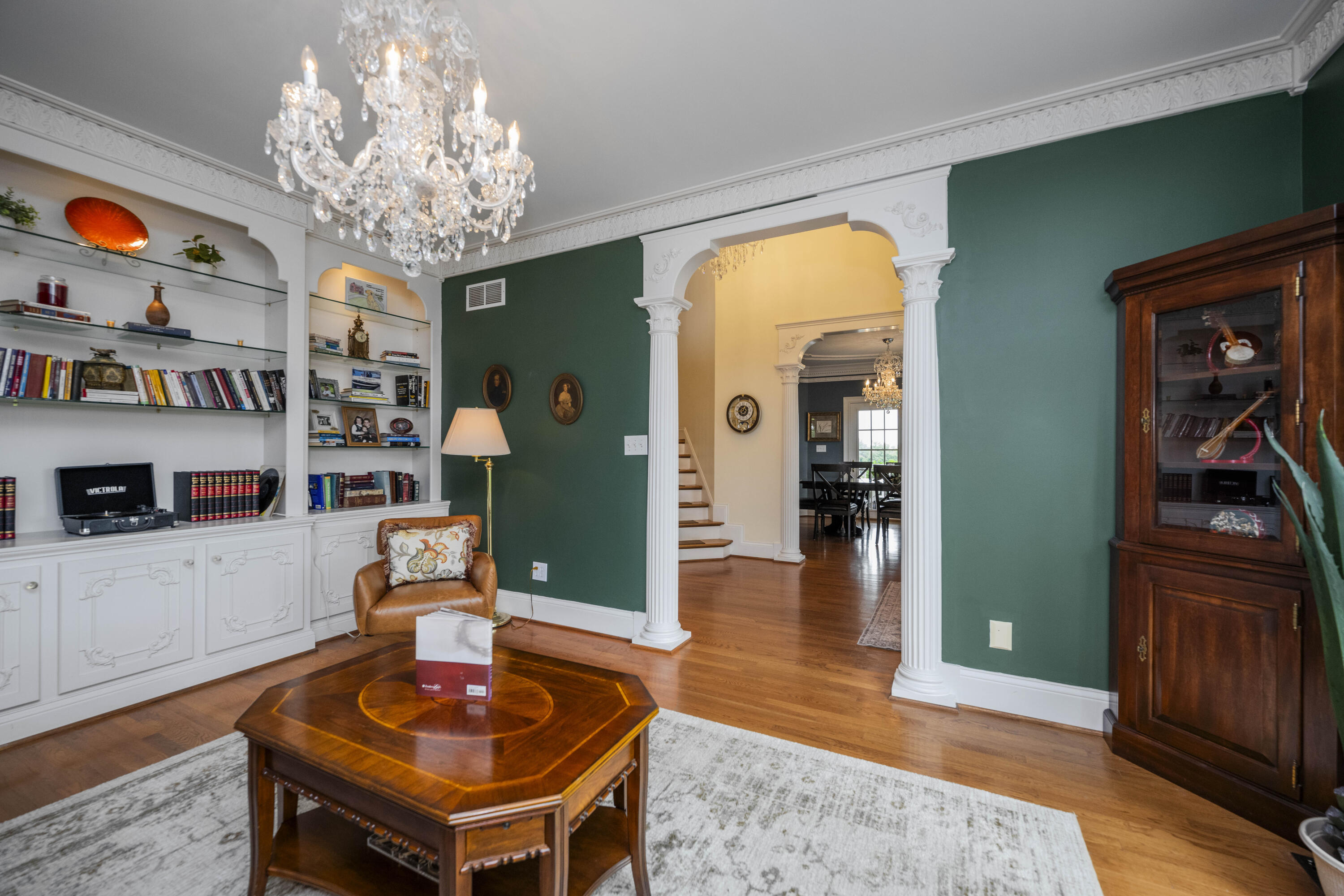 Winchester, Kentucky 40391, United States, 5 Bedrooms Bedrooms, ,6 BathroomsBathrooms,Residential,Active,151838