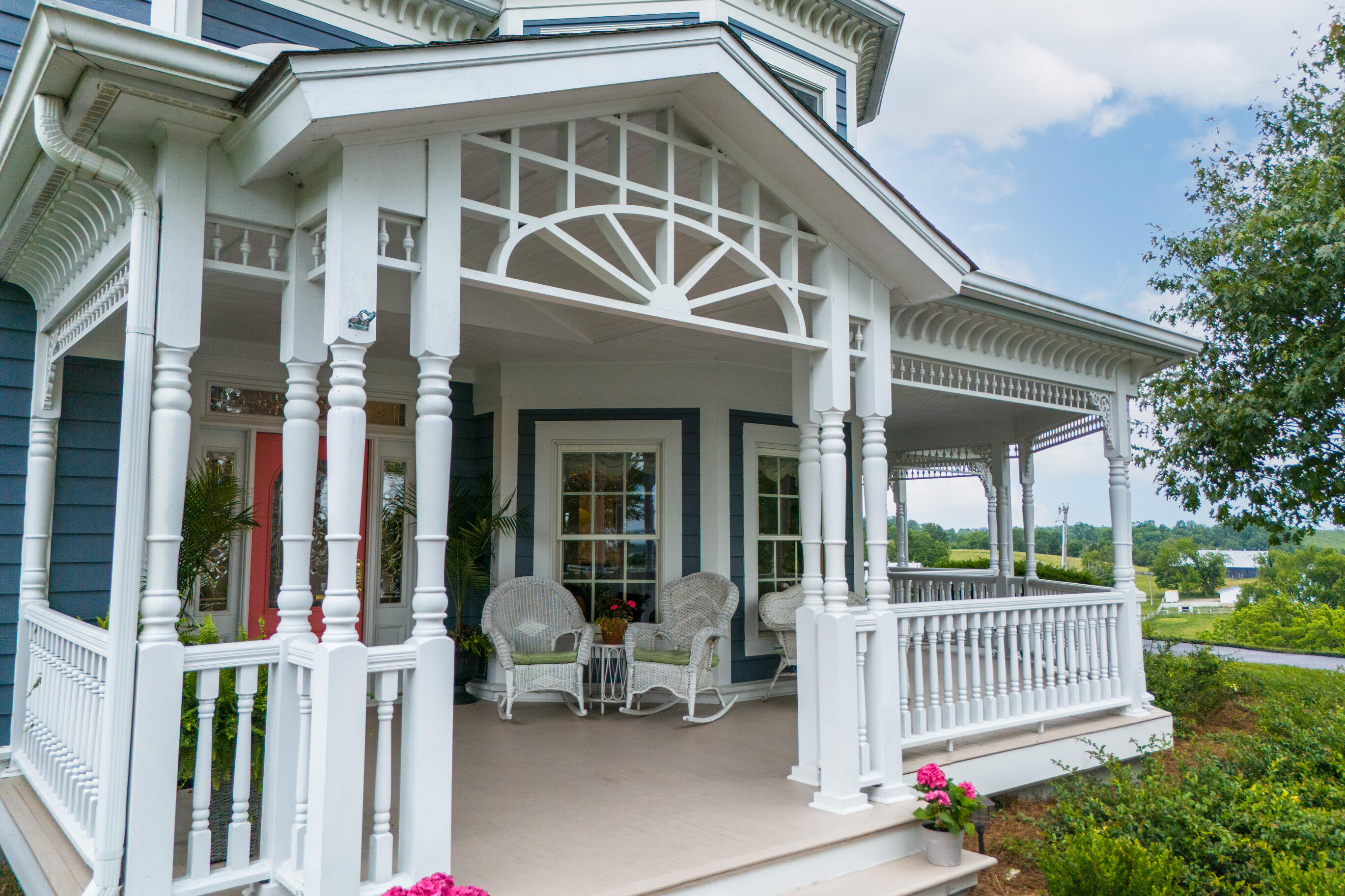 Winchester, Kentucky 40391, United States, 5 Bedrooms Bedrooms, ,6 BathroomsBathrooms,Residential,Active,151838