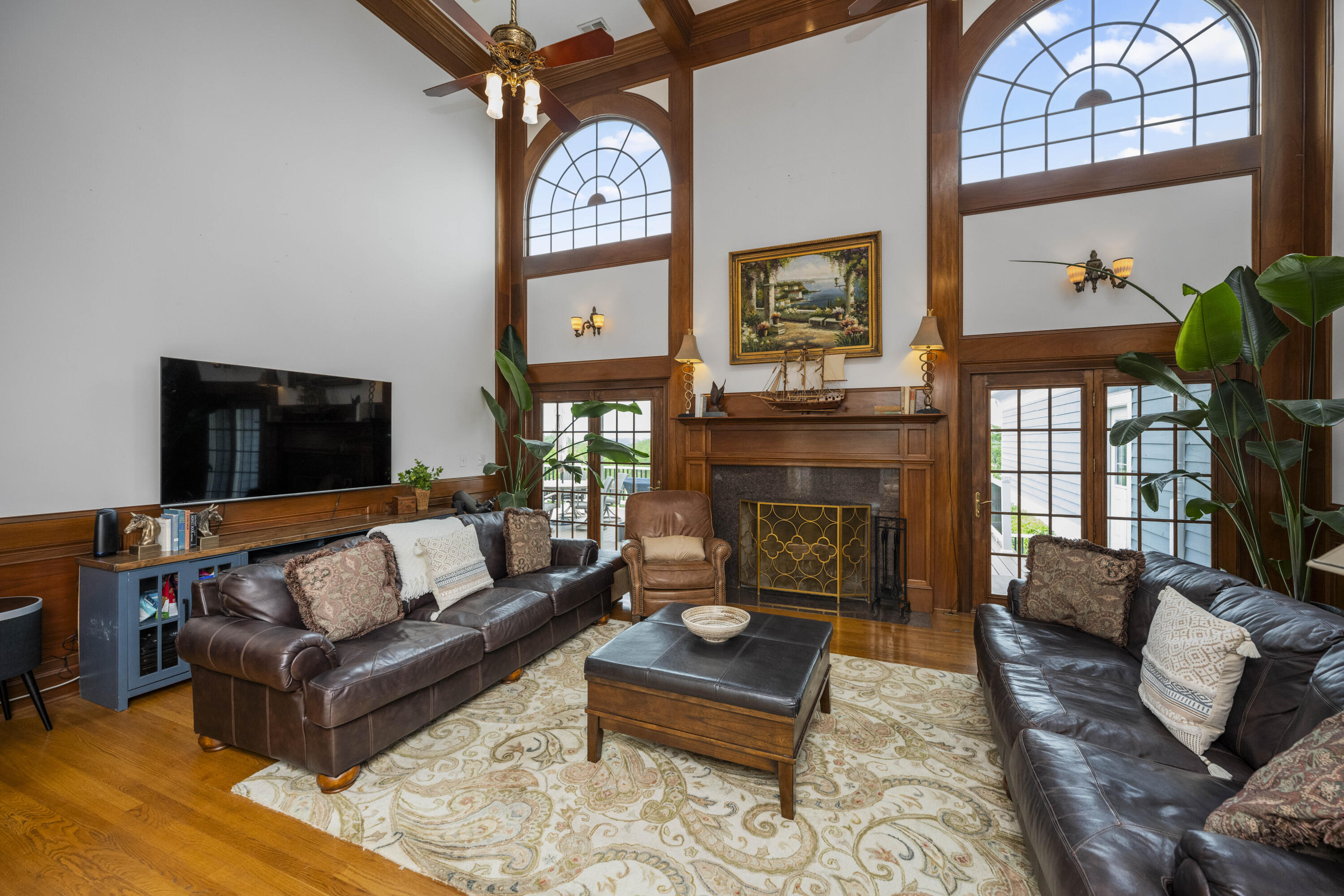 Winchester, Kentucky 40391, United States, 5 Bedrooms Bedrooms, ,6 BathroomsBathrooms,Residential,Active,151838