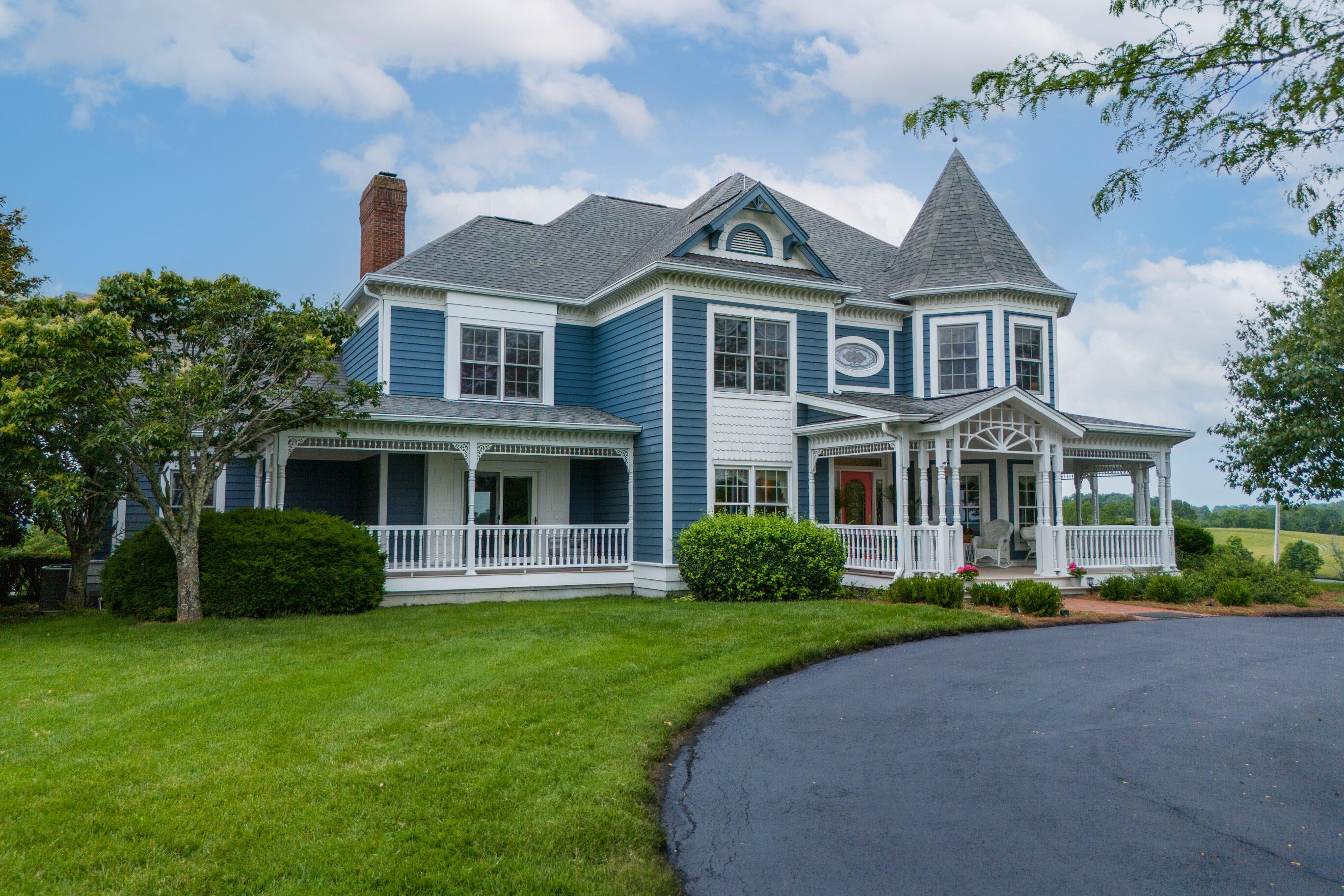 Winchester, Kentucky 40391, United States, 5 Bedrooms Bedrooms, ,6 BathroomsBathrooms,Residential,Active,151838