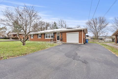 Photo of 504 Perkins Avenue, Danville, KY 40422 (MLS # 25507560)