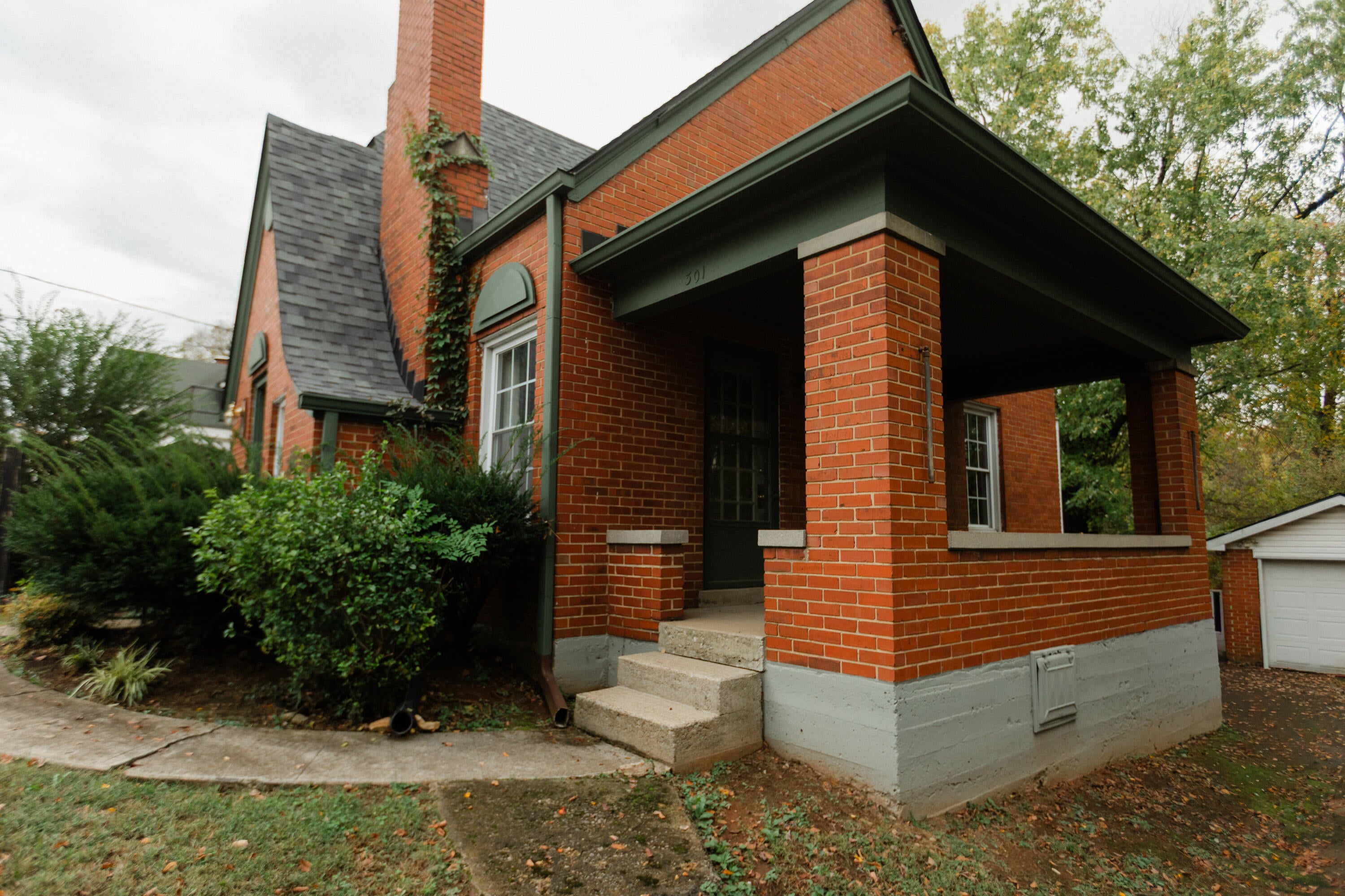 301 W Mount Vernon Street