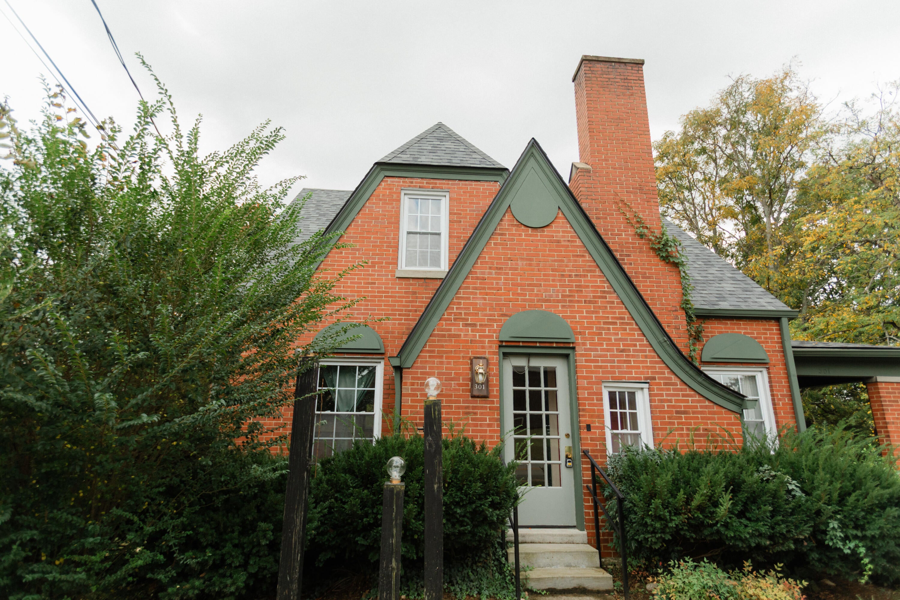 301 W Mount Vernon Street