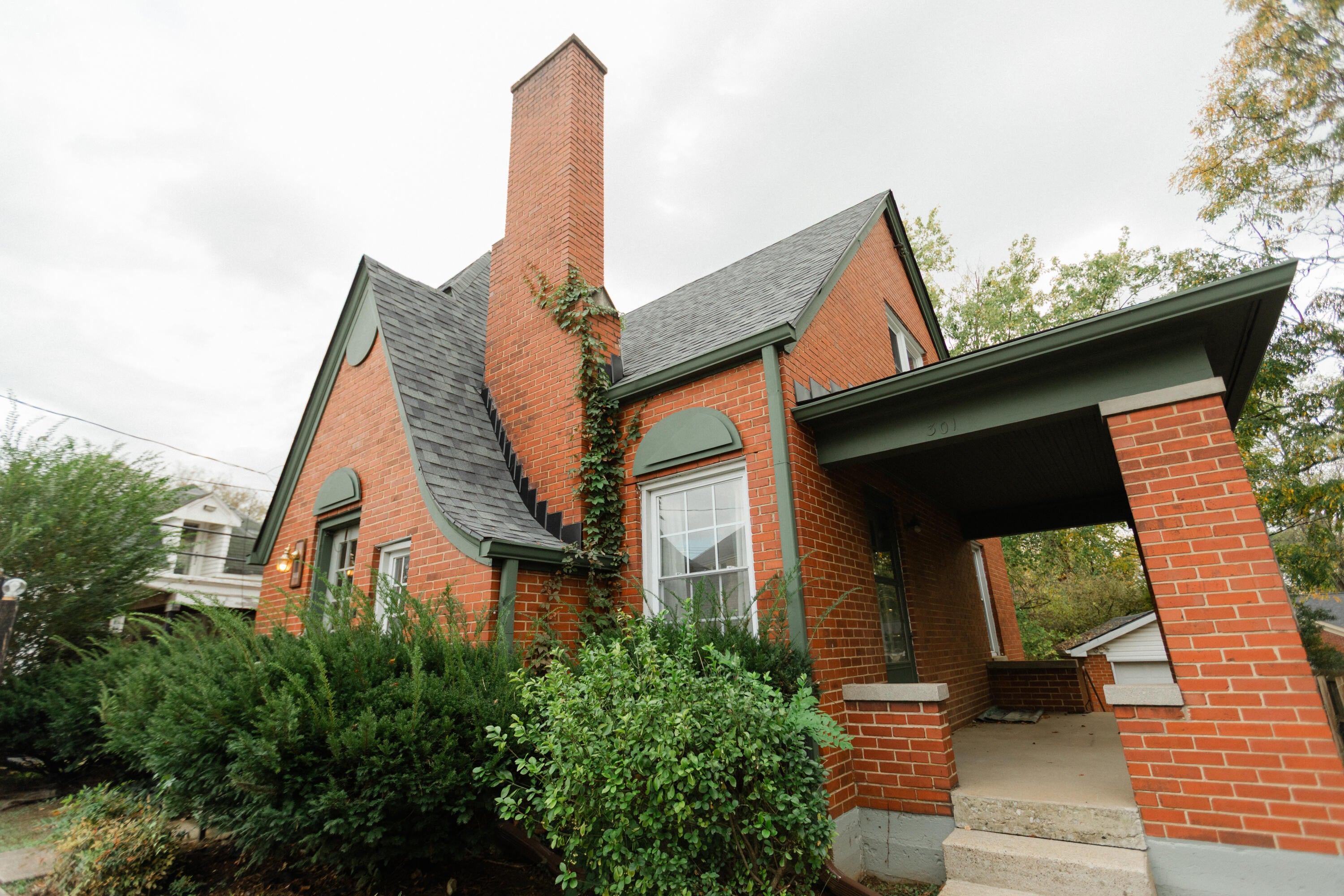 301 W Mount Vernon Street