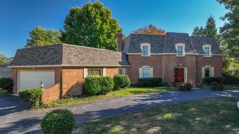 Photo of 972 Edgewater Drive, Lexington, KY 40502 (MLS # 25503838)