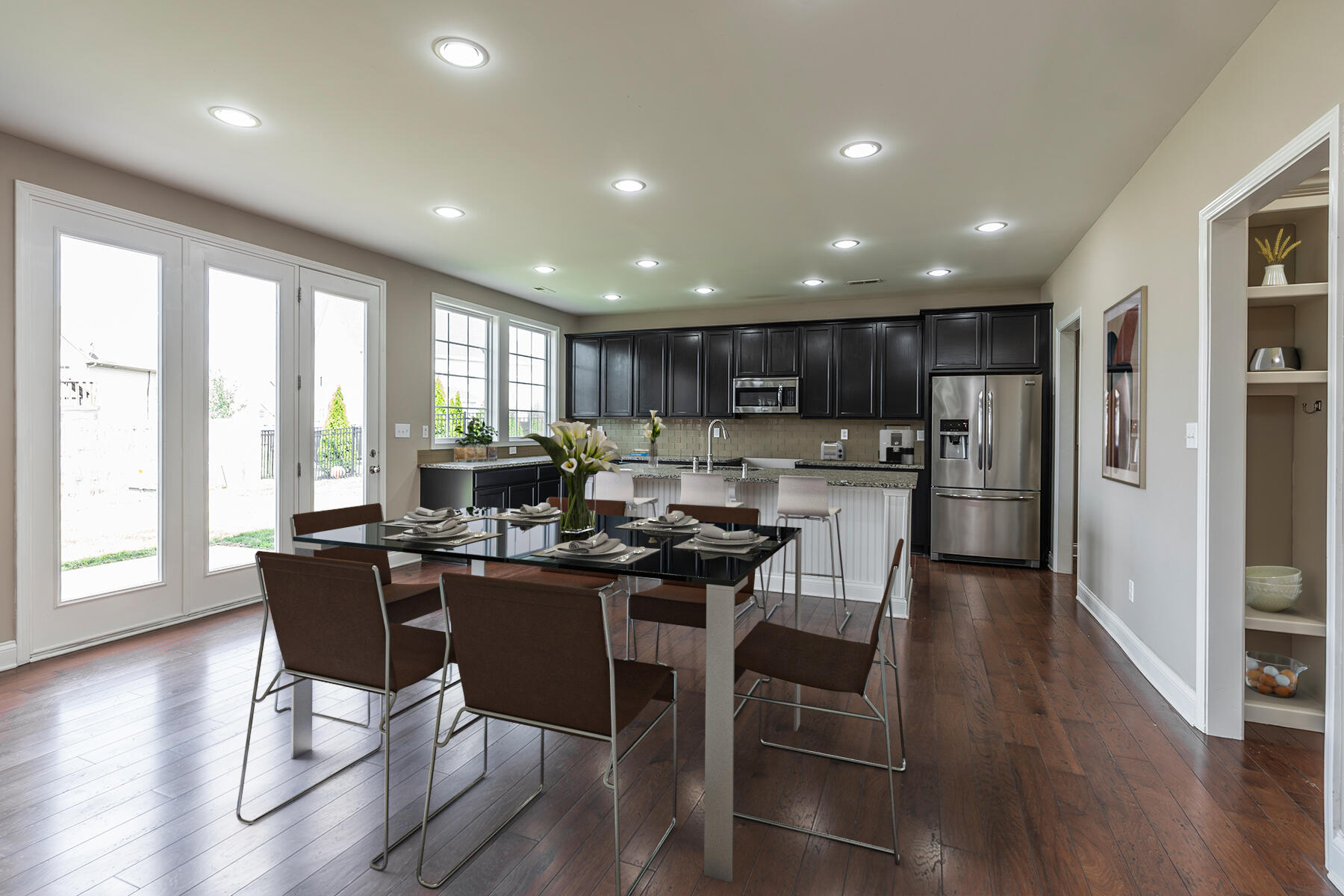 Lexington, Kentucky 40509, United States, 4 Bedrooms Bedrooms, ,3 BathroomsBathrooms,Residential,Pending,48408