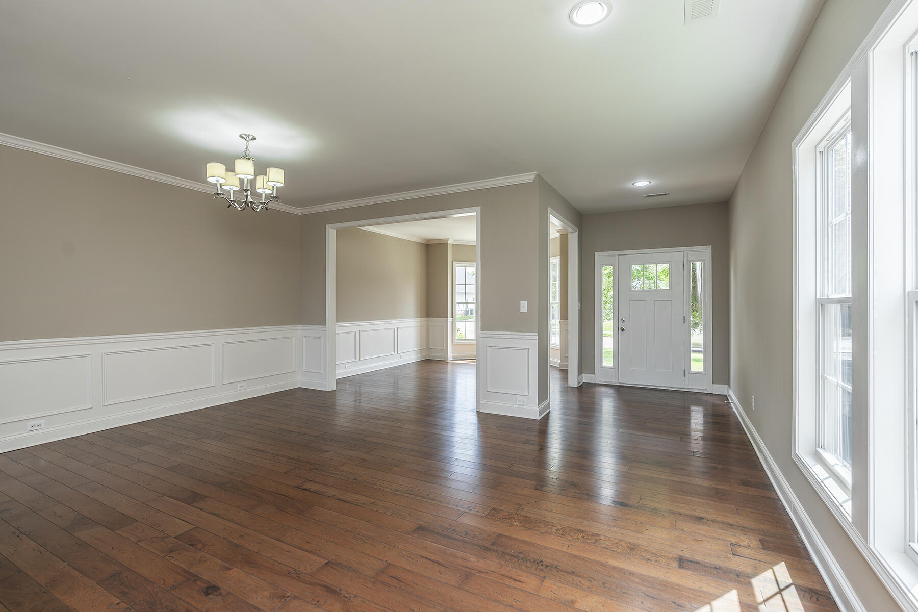 Lexington, Kentucky 40509, United States, 4 Bedrooms Bedrooms, ,3 BathroomsBathrooms,Residential,Pending,48408