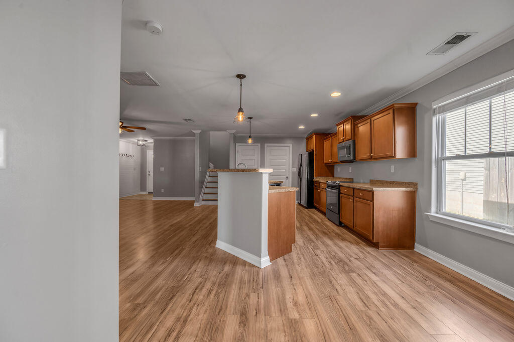 Lexington, Kentucky 40511, United States, 4 Bedrooms Bedrooms, ,3 BathroomsBathrooms,Residential,Active,232309