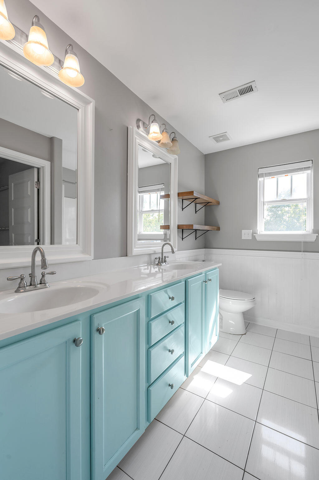 Lexington, Kentucky 40511, United States, 4 Bedrooms Bedrooms, ,3 BathroomsBathrooms,Residential,Active,232309