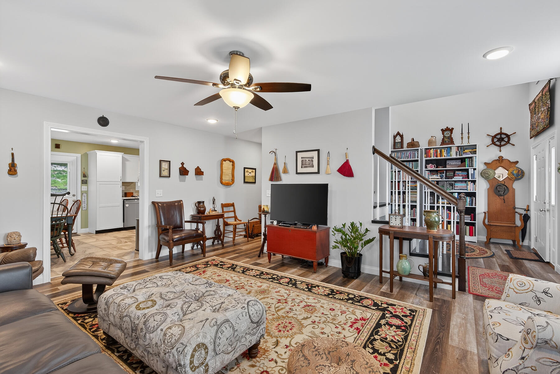 Berea, Kentucky 40403, United States, 4 Bedrooms Bedrooms, ,3 BathroomsBathrooms,Residential,Active,213888