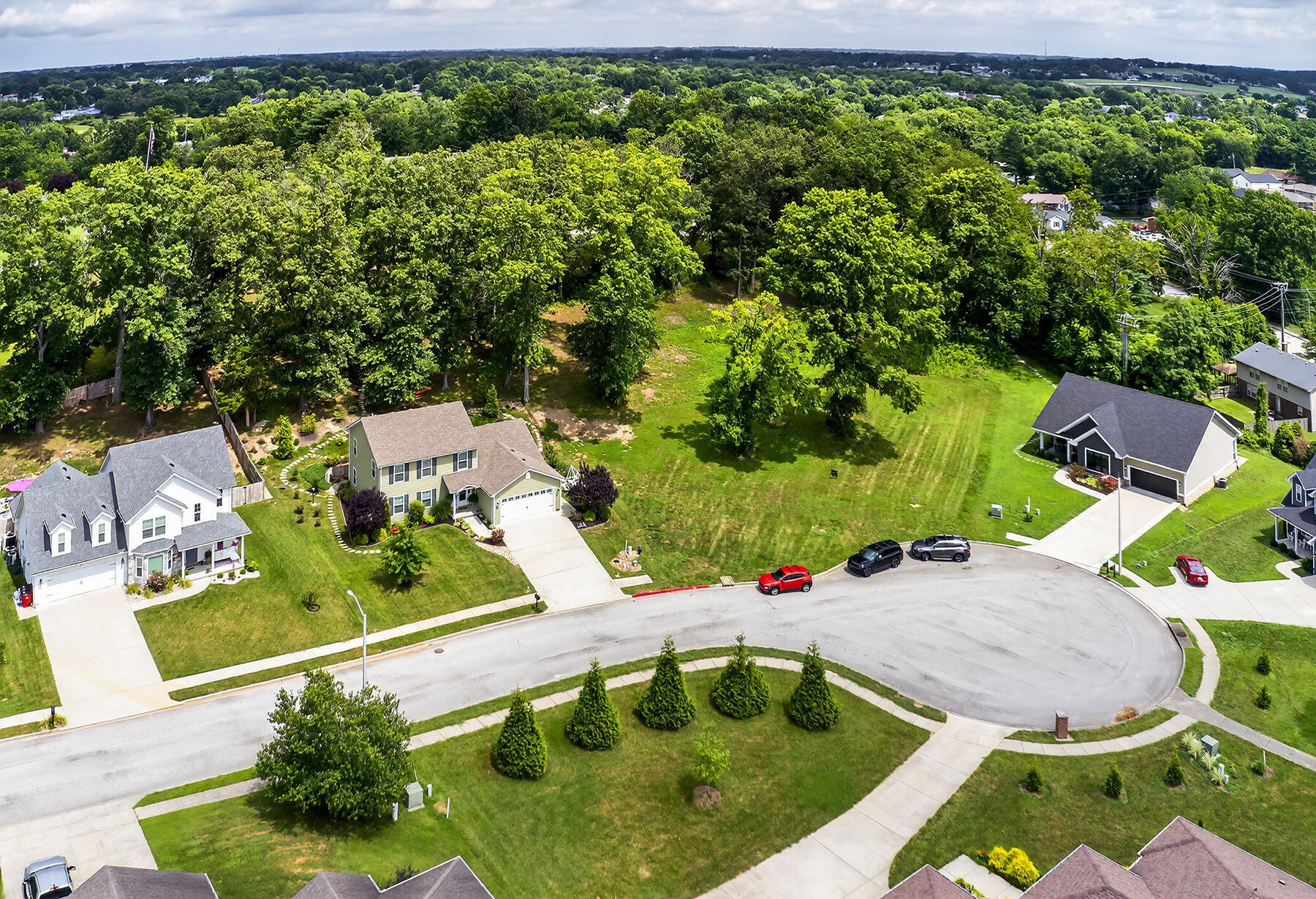 Berea, Kentucky 40403, United States, 4 Bedrooms Bedrooms, ,3 BathroomsBathrooms,Residential,Active,213888