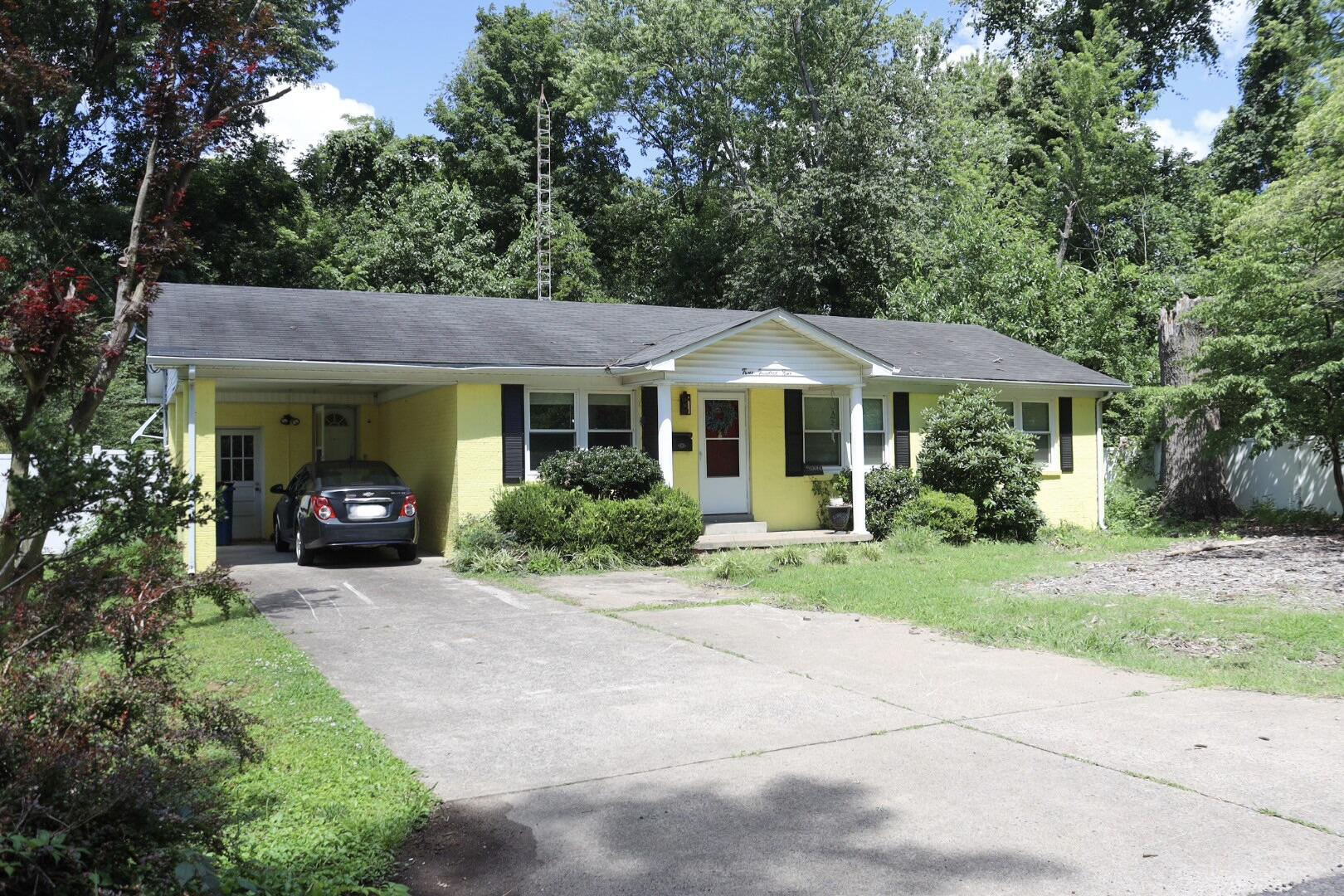 Photo 1 of 22 — 309 Brand Street, Mayfield, KY 42066