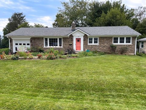 Property photo of 308 Hiawatha Trail, Frankfort, KY 40601