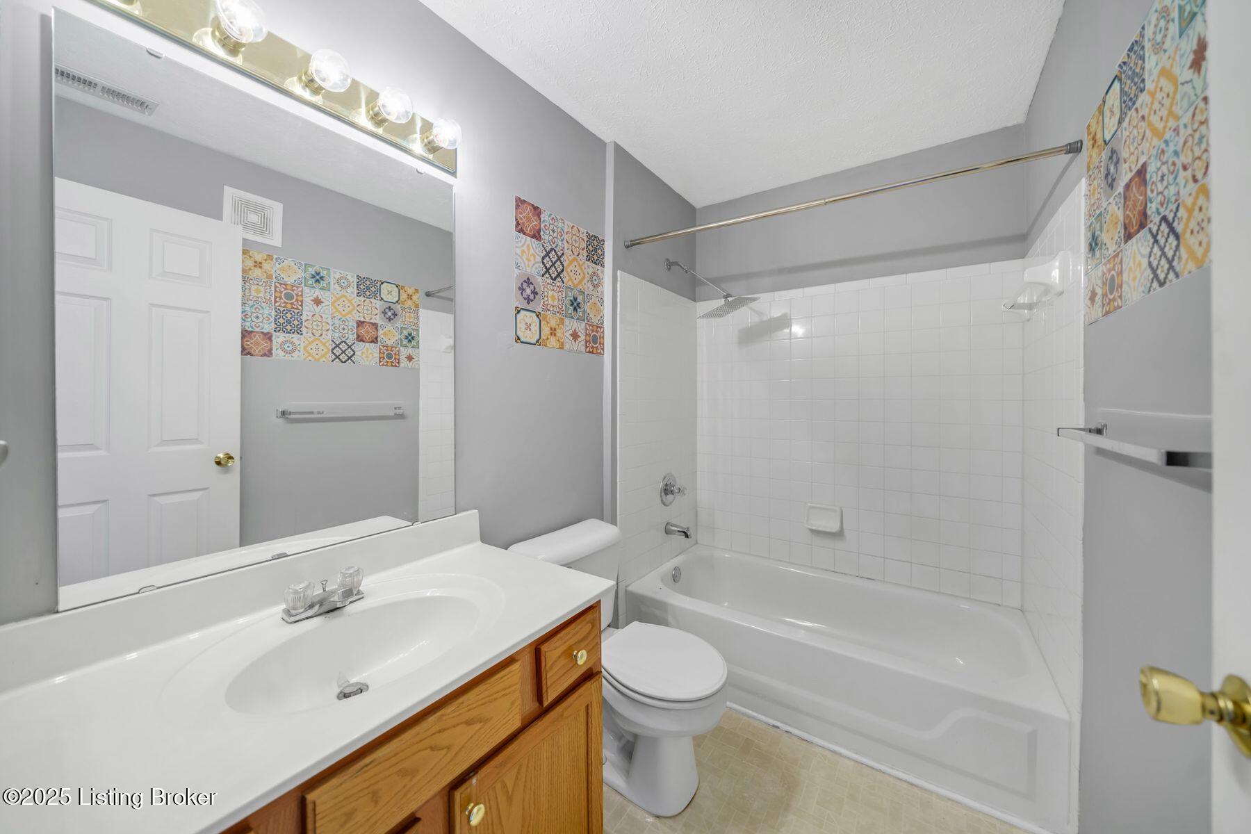 3807 Yardley Ct #312, Louisville, Kentucky image 12
