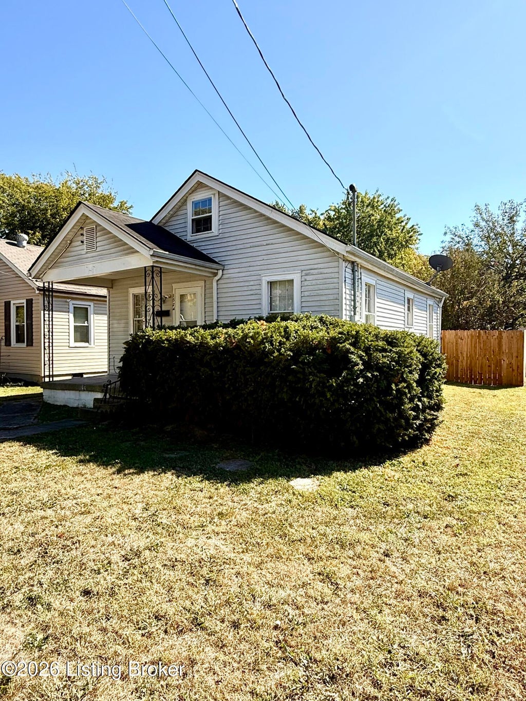Photo of 1524 Bicknell Ave, Louisville, KY 40215 (MLS # 1731278)