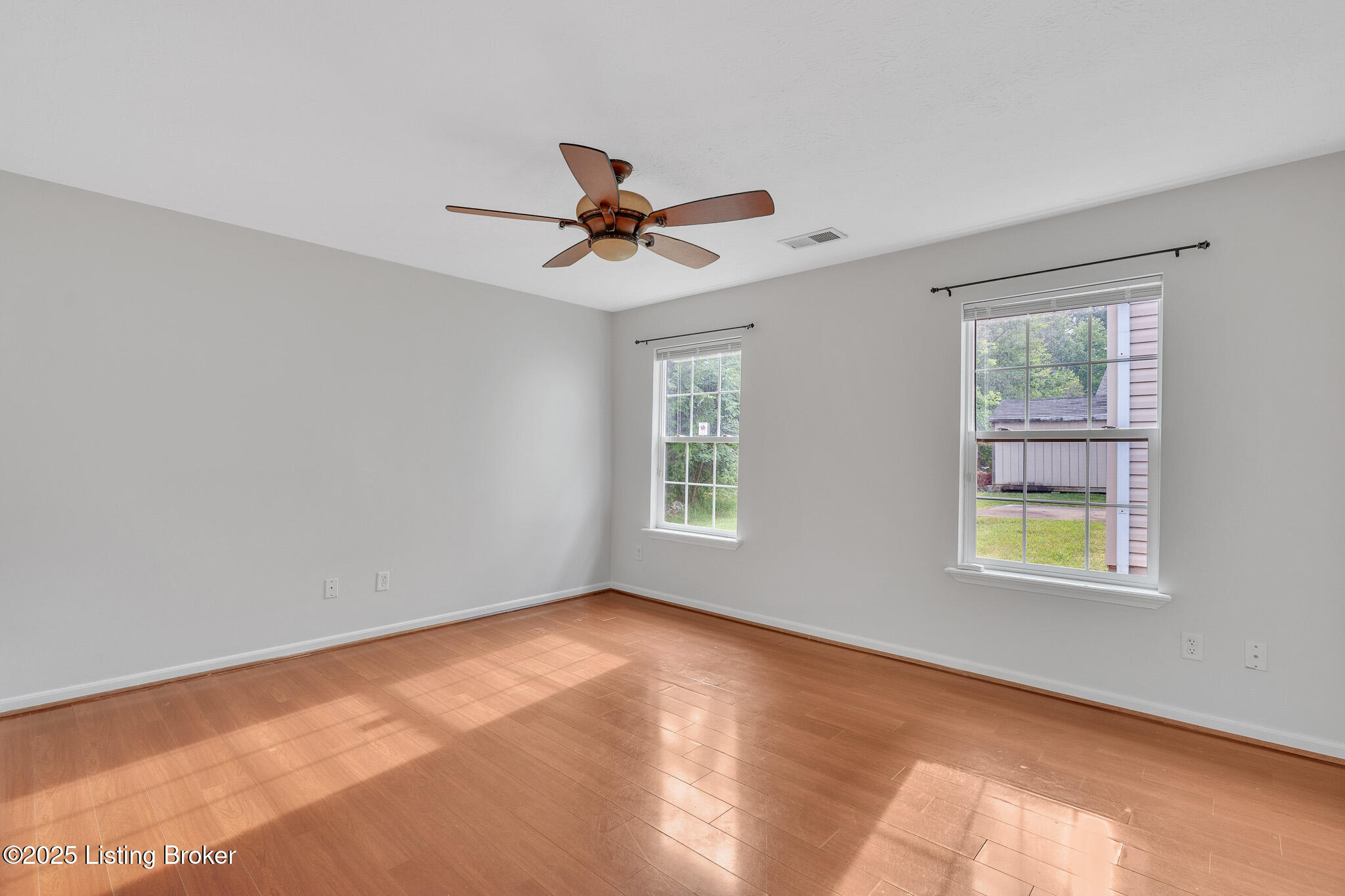 6510 Cottagemeadow Dr, Louisville, Kentucky image 12