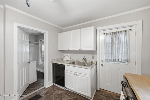 Tiny photo for 2119 Bradley Ave, Louisville, KY 40217 (MLS # 1728816)