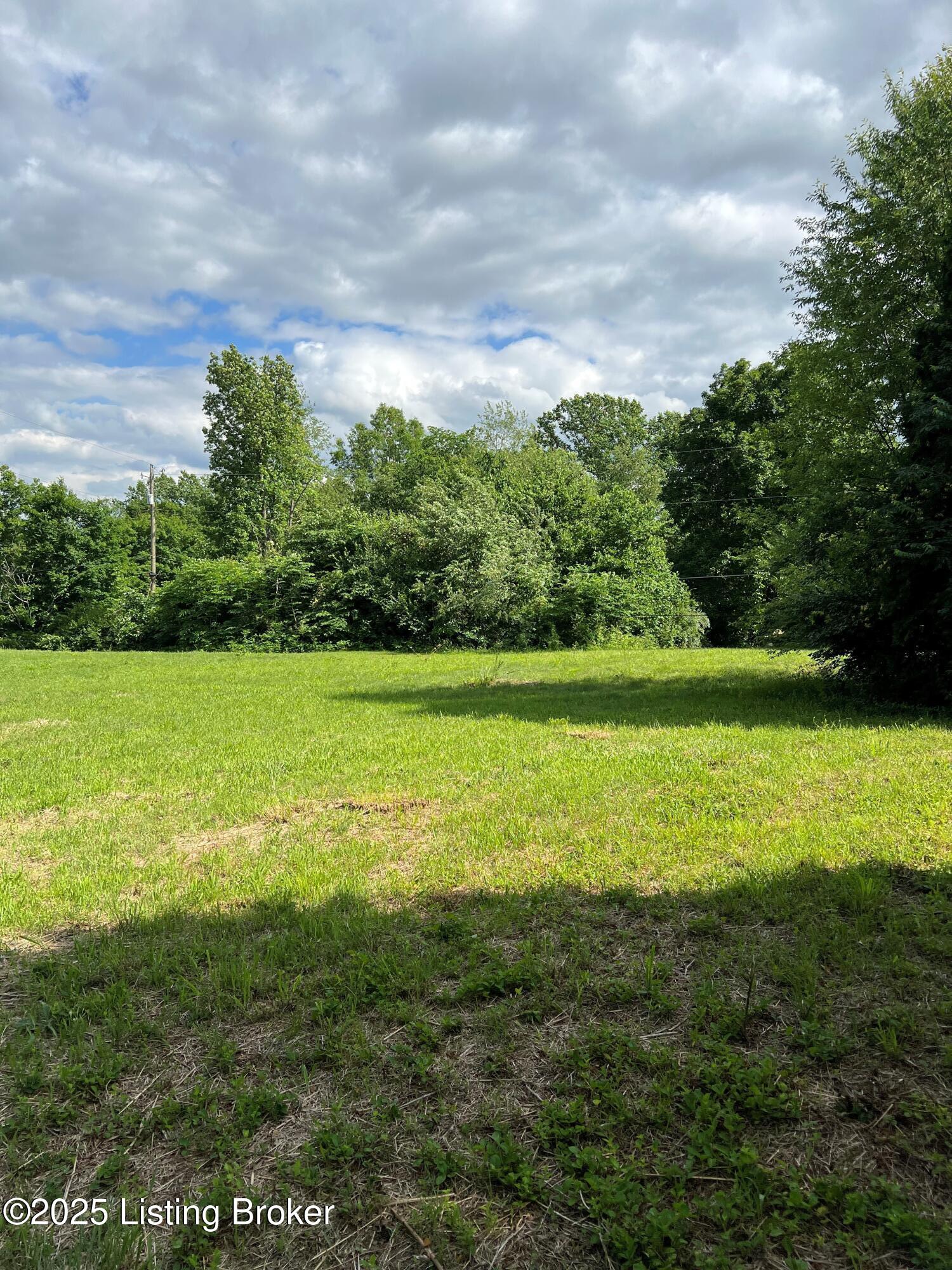 2040 Cox Ln, La Grange, Pennsylvania image 9
