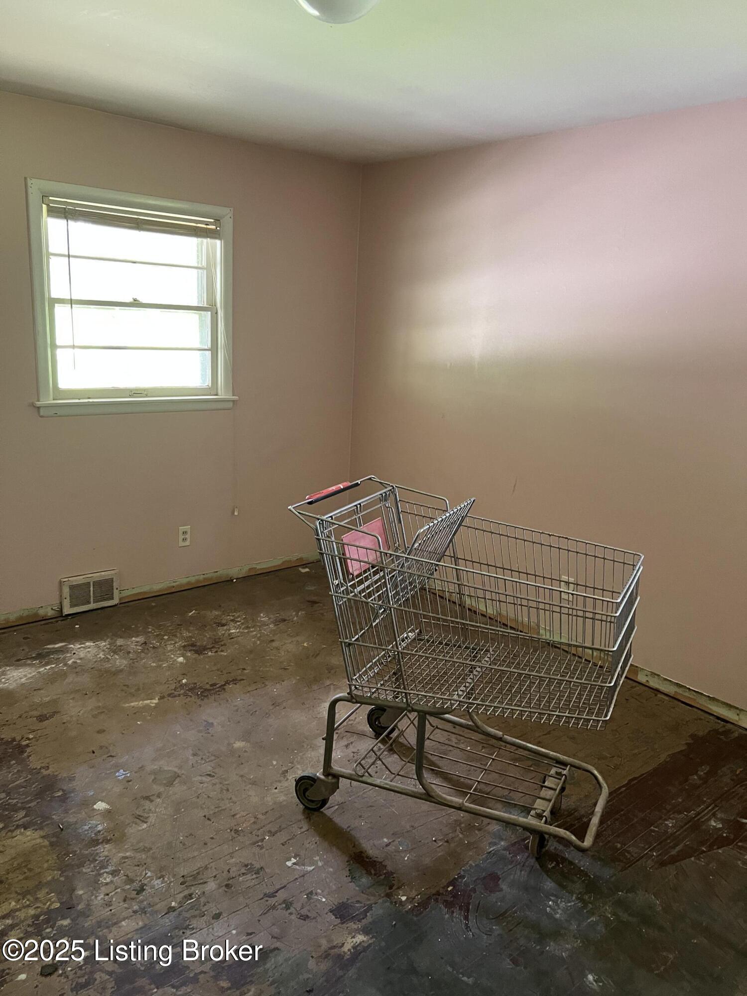 2040 Cox Ln, La Grange, Pennsylvania image 18