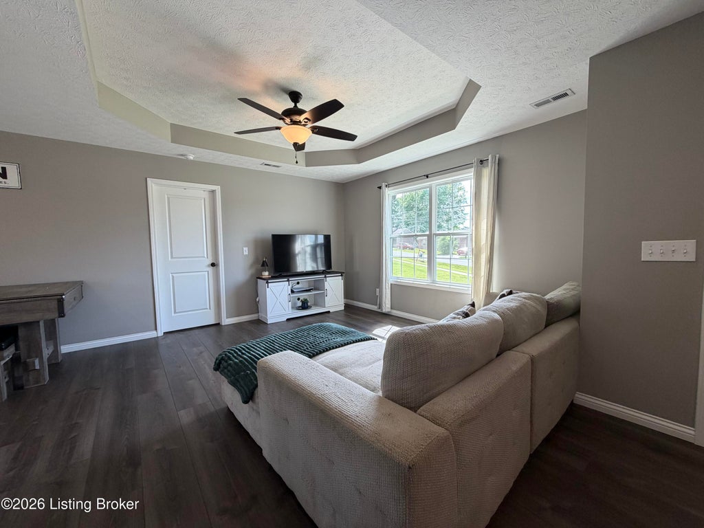 Photo of 409 Susannah Ave, Bardstown, KY 40004 (MLS # 1723585)