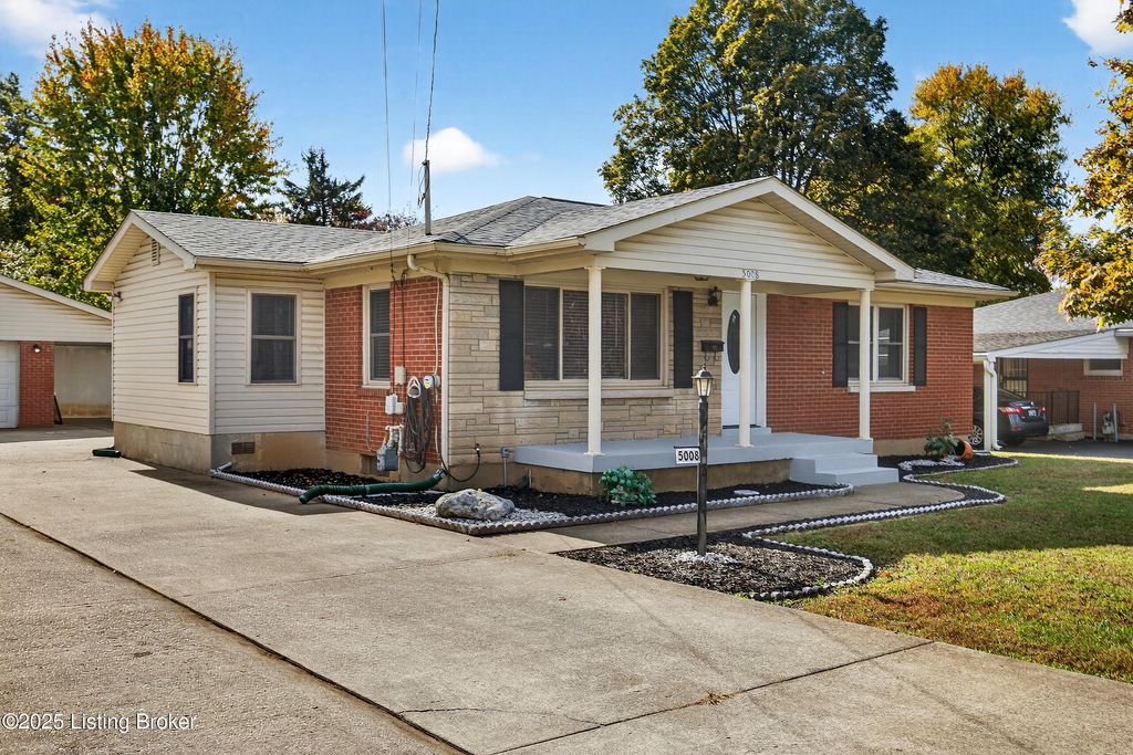 Photo of 5008 Miles Ln, Louisville, KY 40219 (MLS # 1702366)