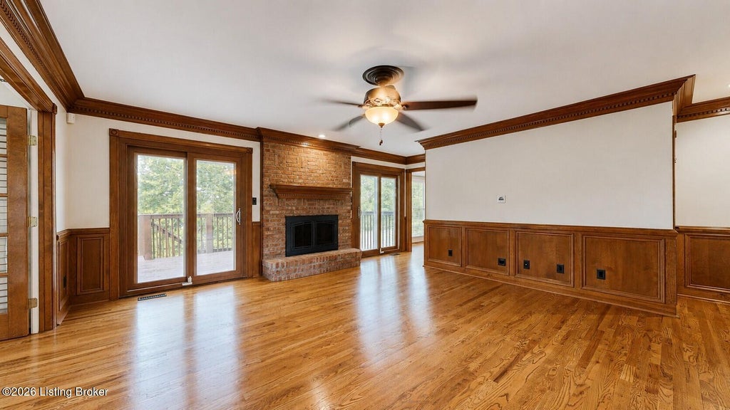 Photo of 154 Shady Oak Ct, Mt Washington, KY 40047 (MLS # 1727860)