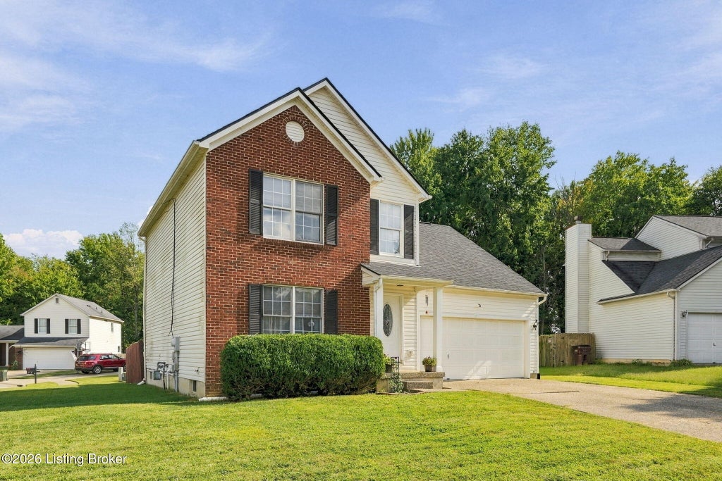 Photo of 11101 Deer Haven Ct, Louisville, KY 40229 (MLS # 1730805)