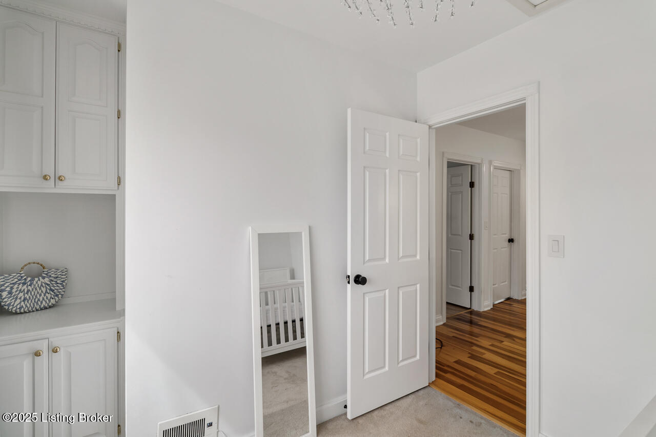1813 Chaucer Ct, Louisville, Kentucky image 26
