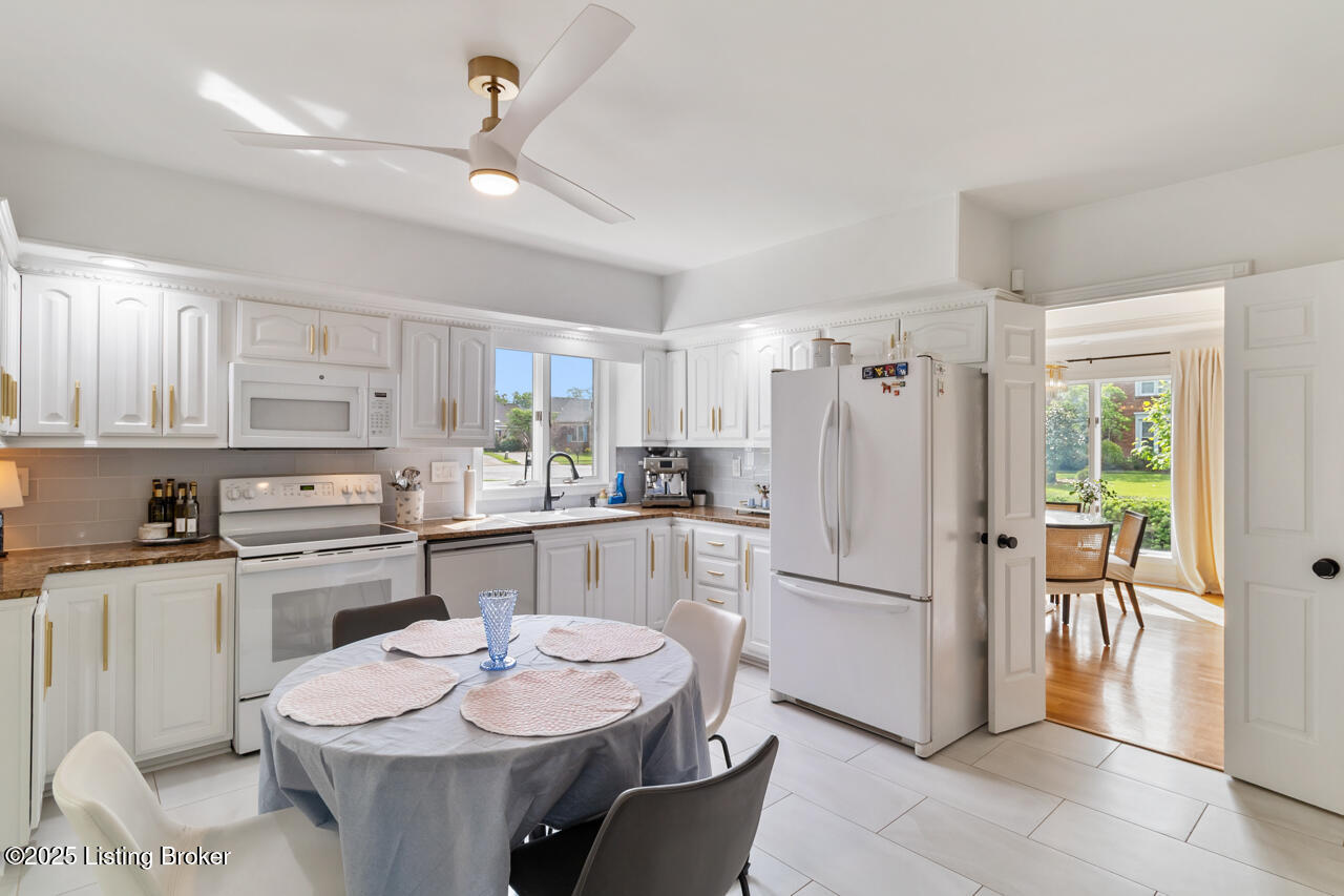 1813 Chaucer Ct, Louisville, Kentucky image 9