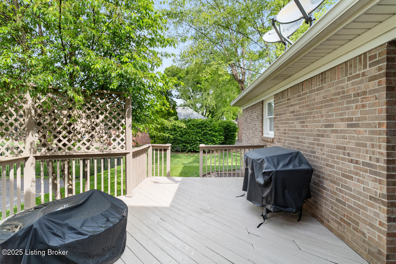 1813 Chaucer Ct, Louisville, Kentucky image 47