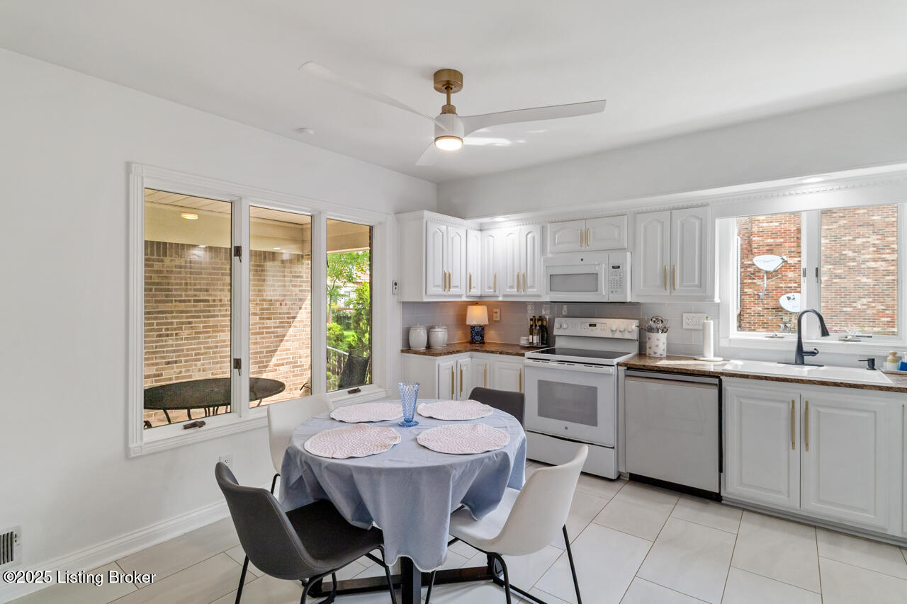 1813 Chaucer Ct, Louisville, Kentucky image 8