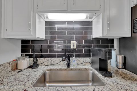 Tiny photo for 1021 Hathaway Ave, Louisville, KY 40215 (MLS # 1707874)