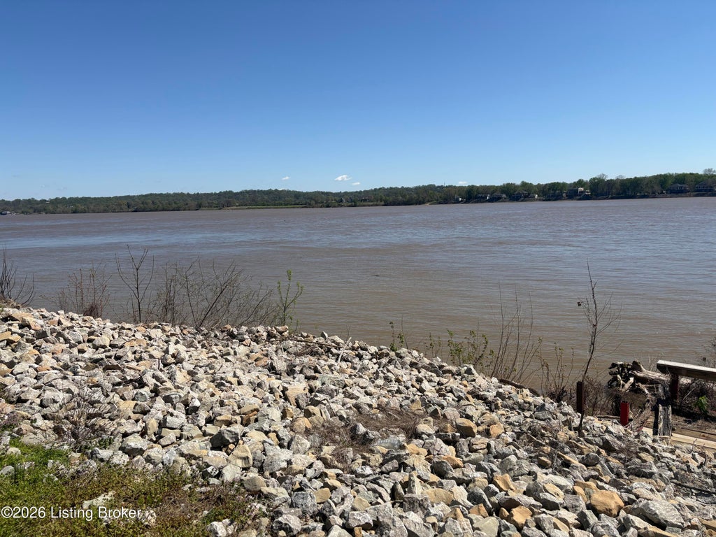 Photo of 5820 Upper River Rd #B, Jeffersonville, IN 47130 (MLS # 1724290)