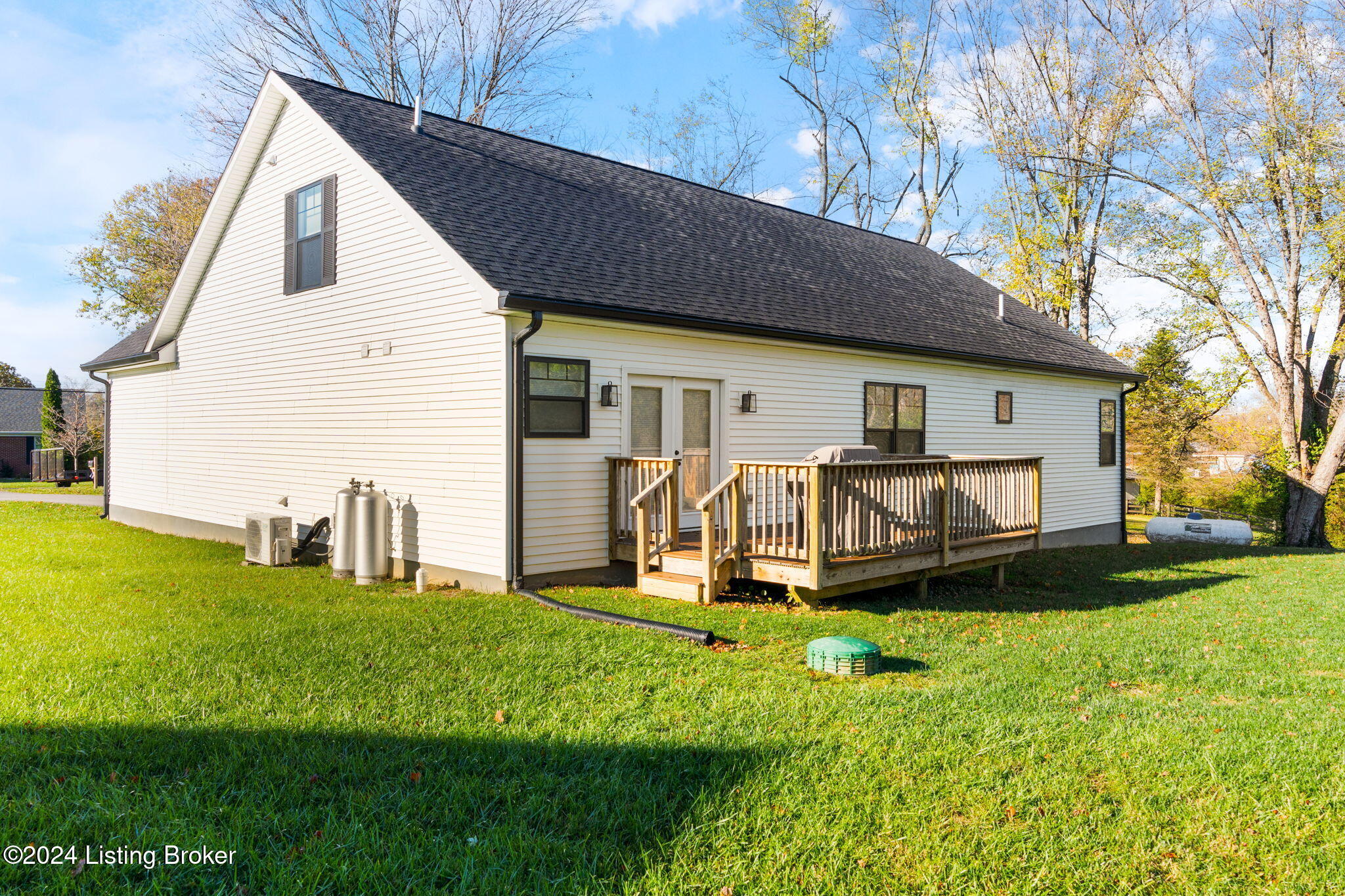 1807 Bass Cir, La Grange, Kentucky image 40