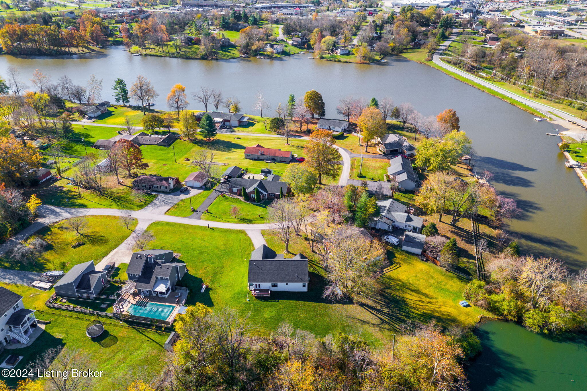 1807 Bass Cir, La Grange, Kentucky image 46