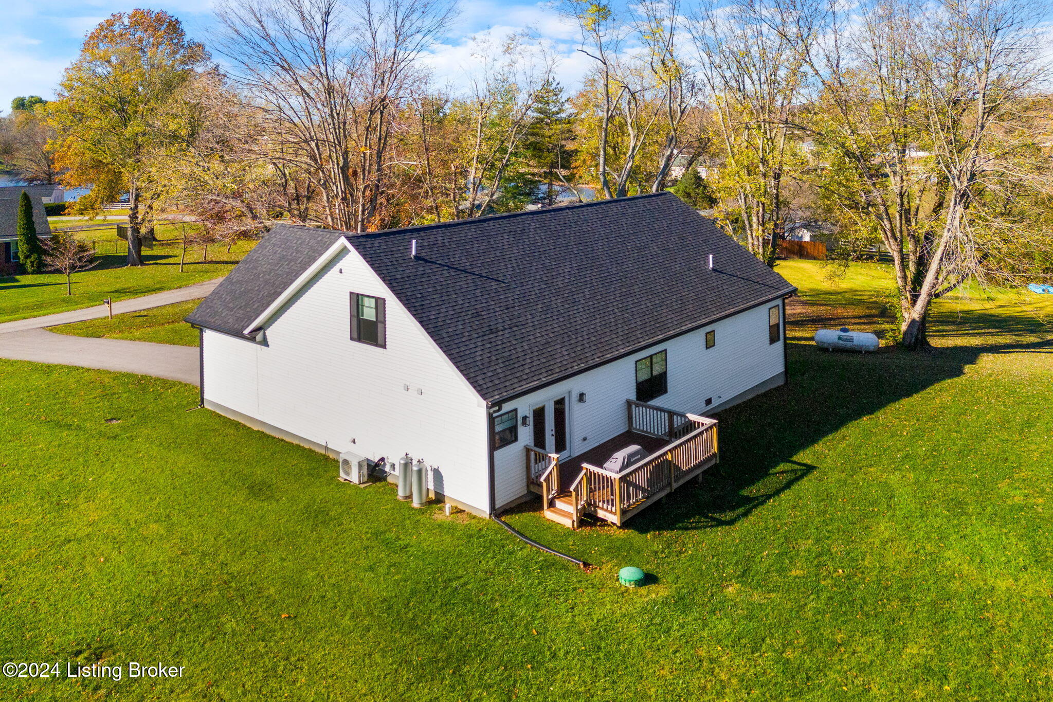 1807 Bass Cir, La Grange, Kentucky image 39