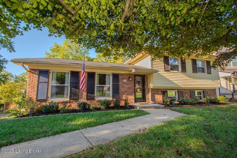 Photo of 9704 Boxford Way, Louisville, KY 40242 (MLS # 1700444) Photo of 9704 Boxford Way, Louisville, KY 40242 (MLS # 1700444)