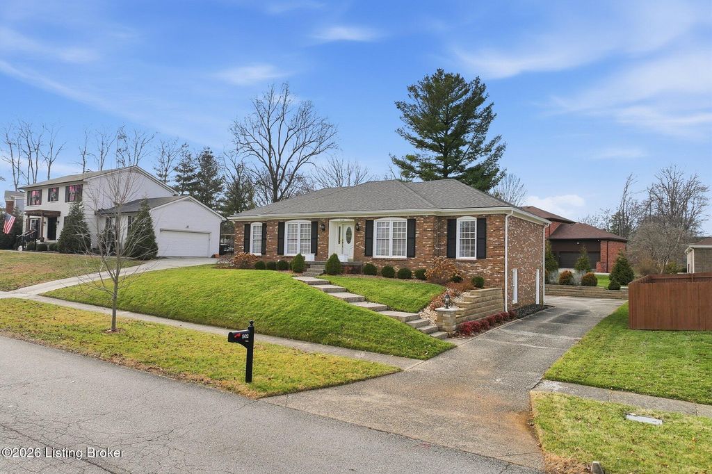 Photo of 502 Hillrose Dr, Louisville, KY 40243 (MLS # 1707989)