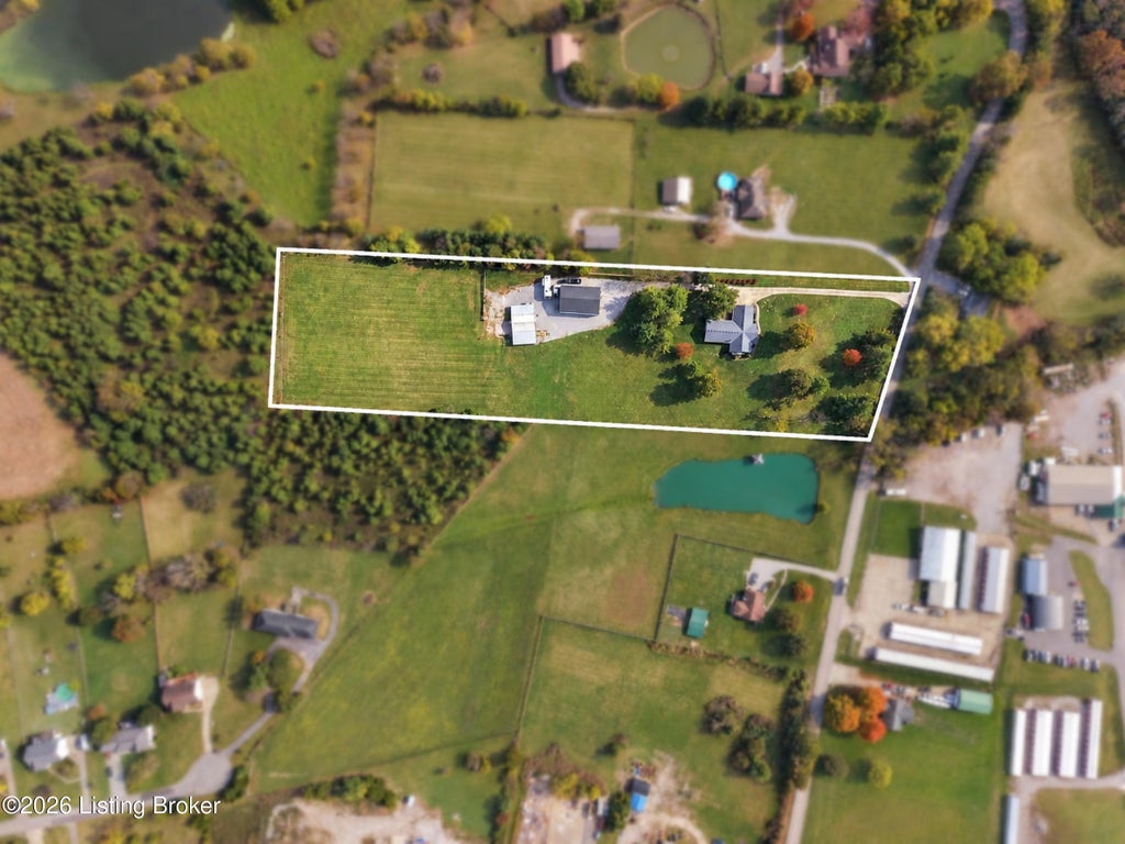 Photo of 211 Normandy Rd, Taylorsville, KY 40071 (MLS # 1733359)