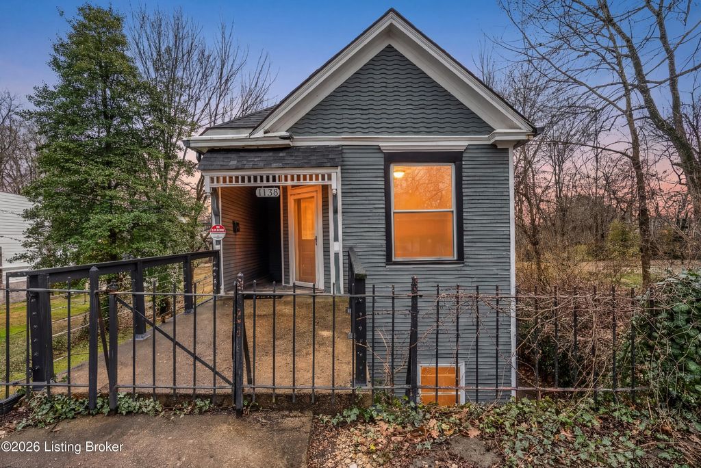 Photo of 1138 E Kentucky St, Louisville, KY 40204 (MLS # 1710711)