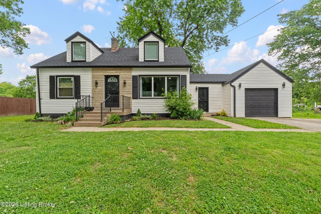 Photo of 3215 Bridwell Dr, Louisville, KY 40216 (MLS # 1716565)
