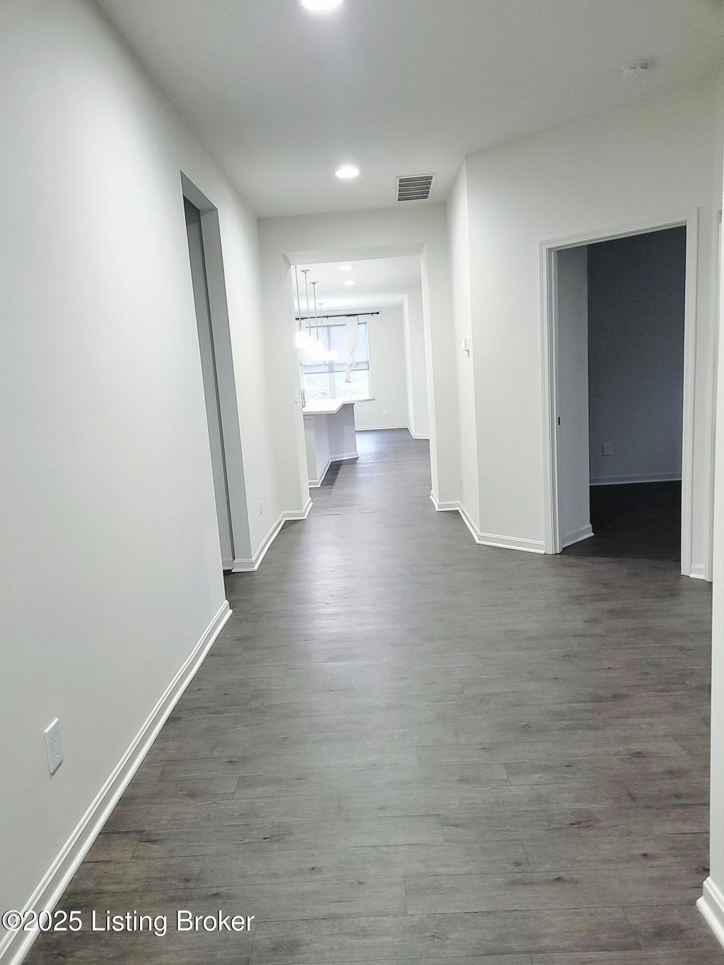 Photo of 3808 Misty Grove Ct, La Grange, KY 40031 (MLS # 1704496)