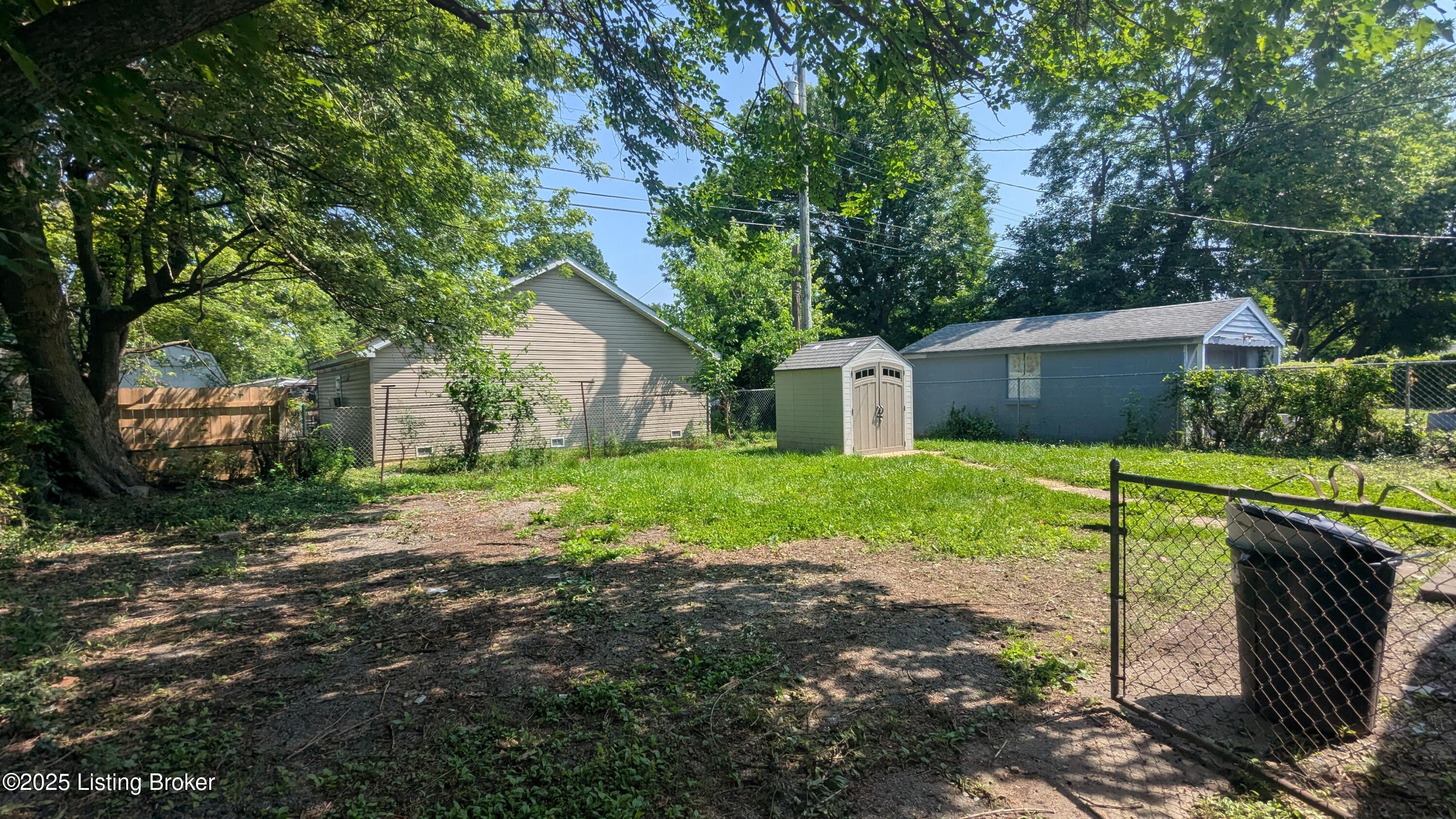 5205 Delaware Dr, Louisville, Pennsylvania image 6
