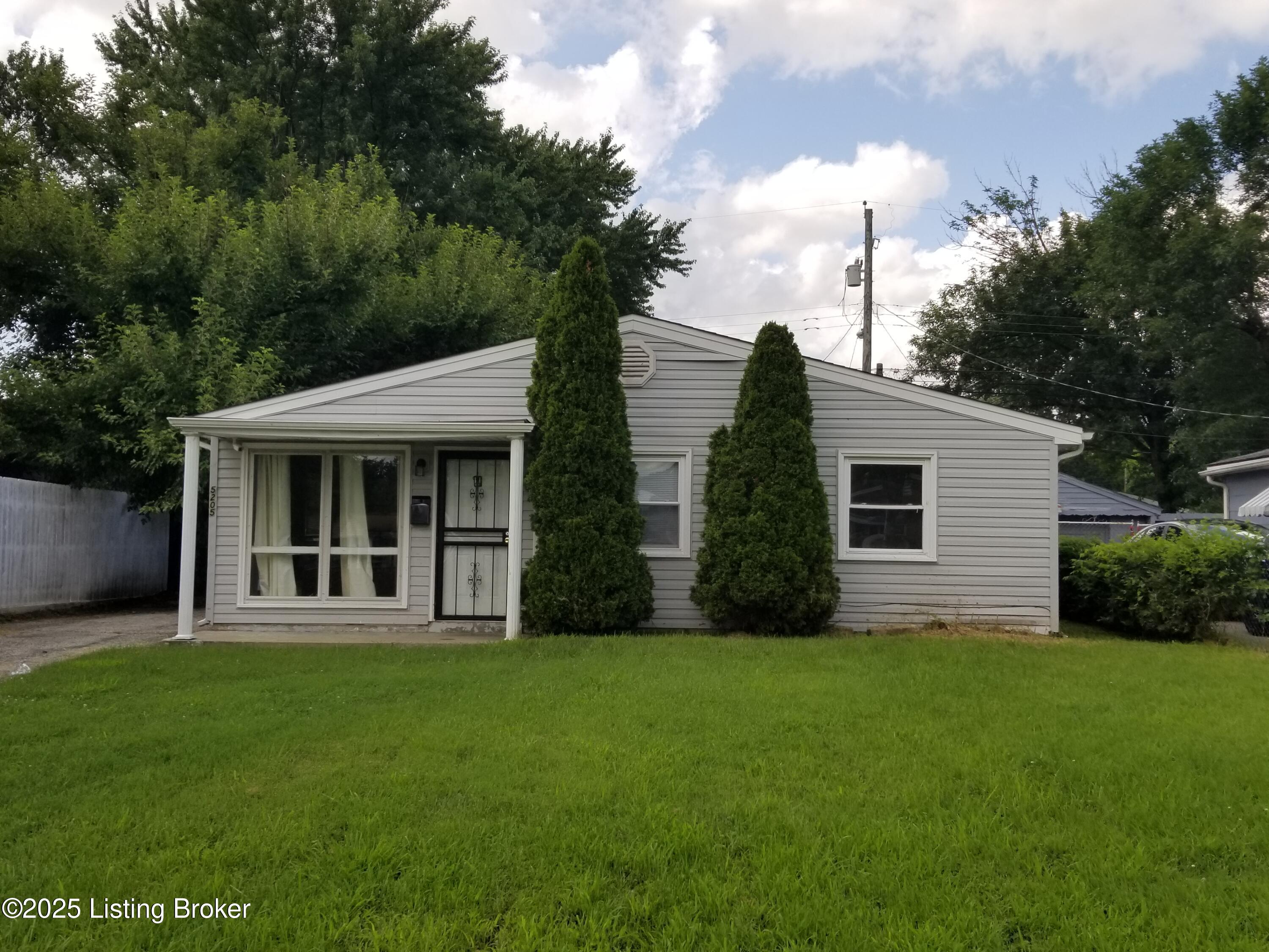 5205 Delaware Dr, Louisville, Pennsylvania image 2