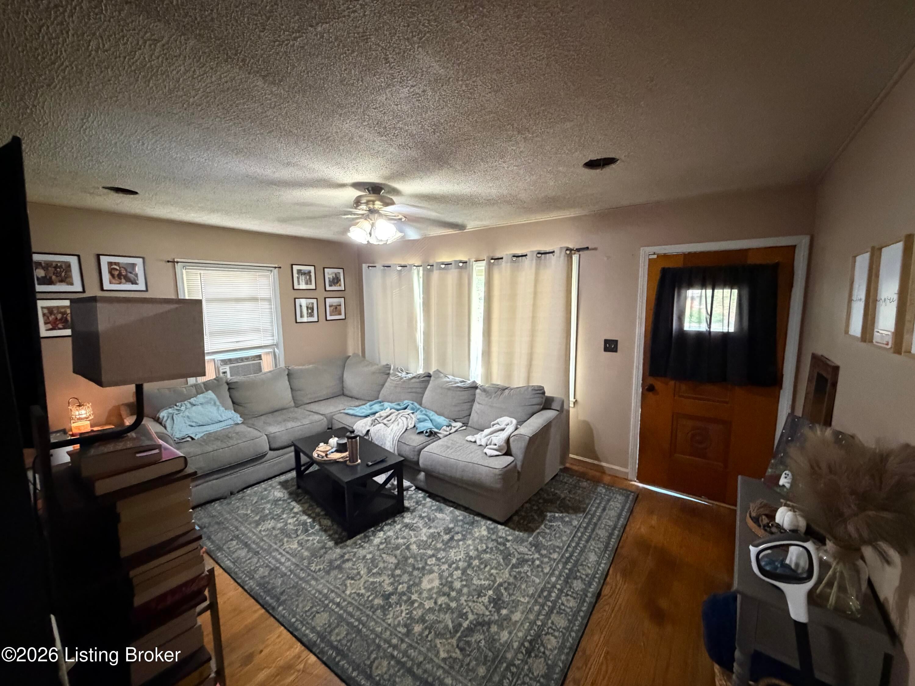 310 Chieftain Dr