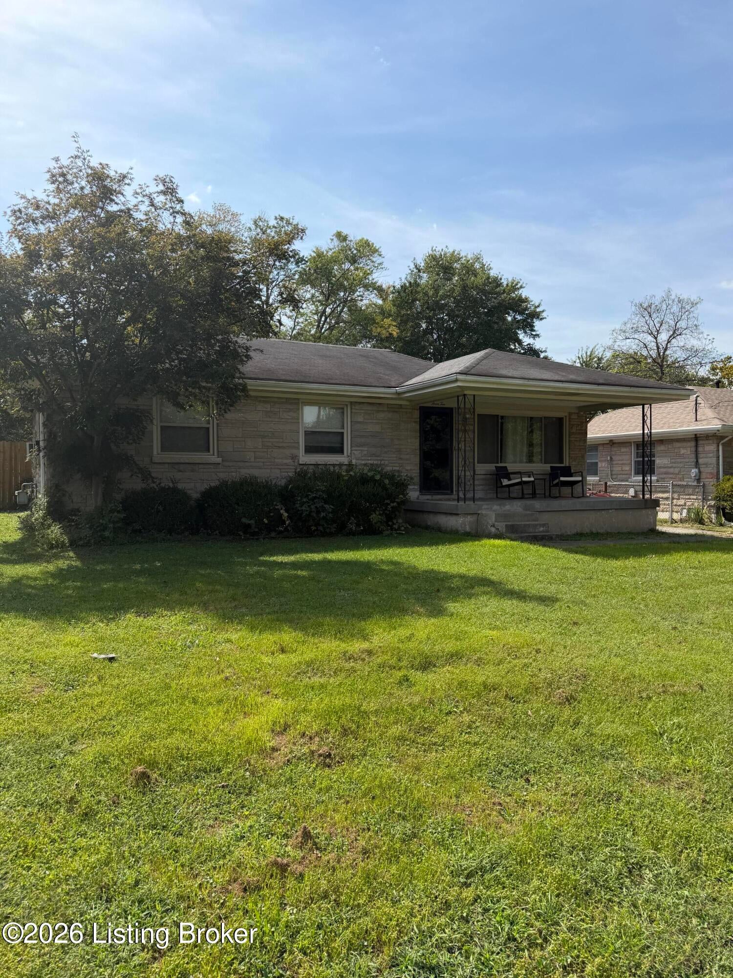 310 Chieftain Dr