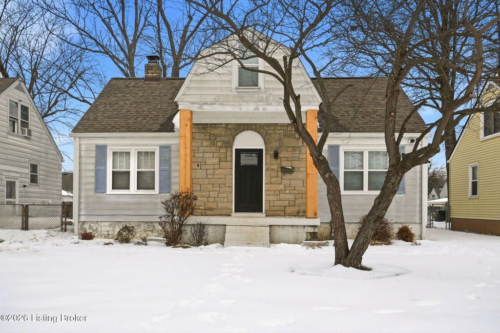 Photo of 227 Gheens Ave, Louisville, KY 40214 (MLS # 1708351)