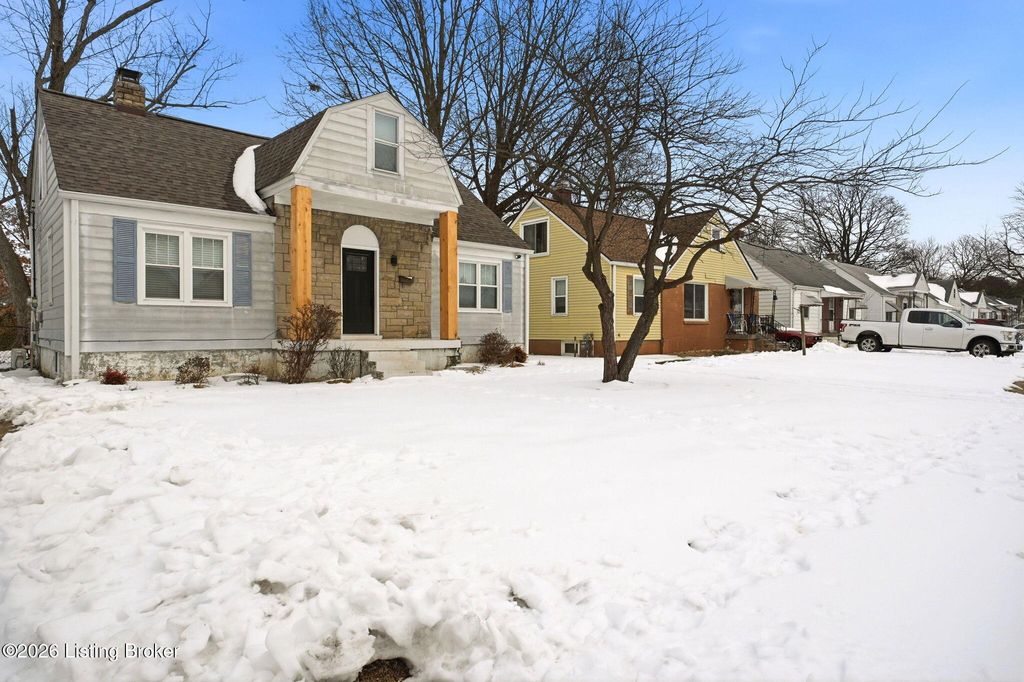 Photo of 227 Gheens Ave, Louisville, KY 40214 (MLS # 1708351)