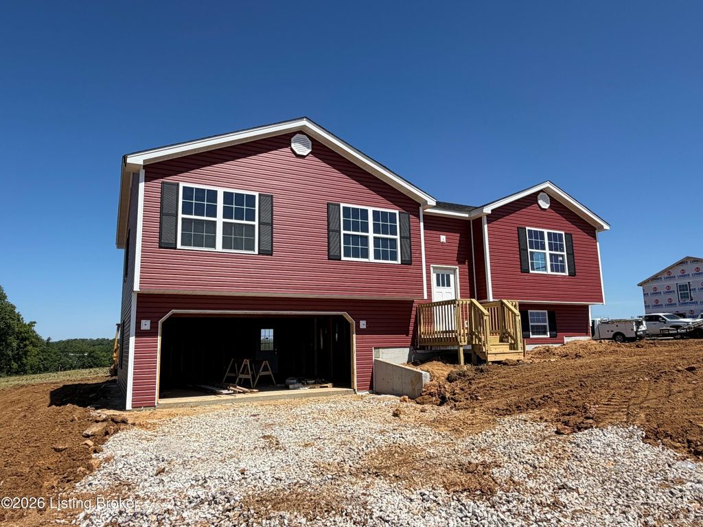 Photo of 320 Lee Rd, Vine Grove, KY 40175 (MLS # 1716795)