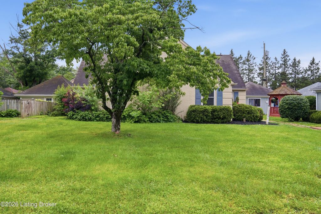 Photo of 3110 Bushmill Park, Louisville, KY 40241 (MLS # 1718664)